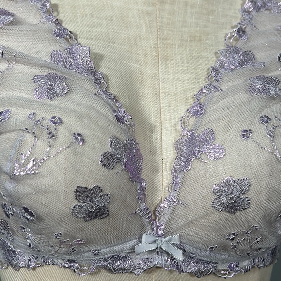 Body by Victoria Shimmer Floral Bralette Purple size L G B85 Victoria’ s Secret - Picture 5 of 10